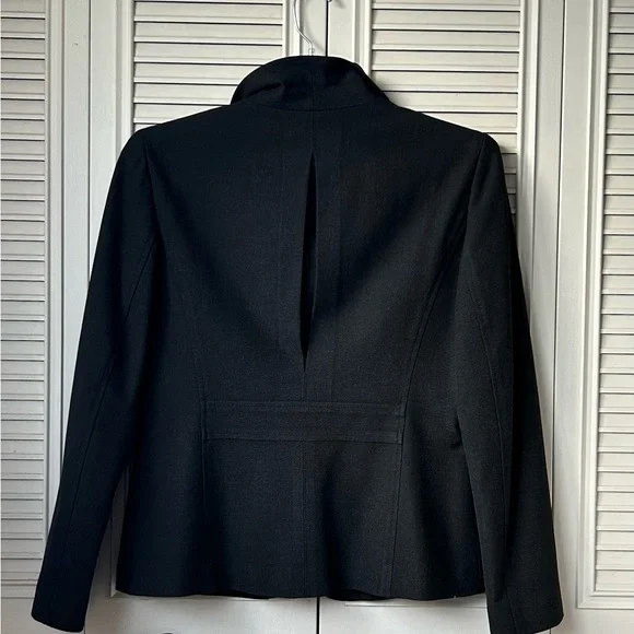 DKNY City Blazer - Picture 2 of 12